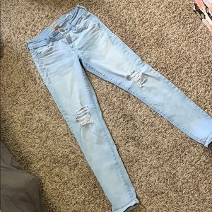 Arizona light washed, distressed jeans